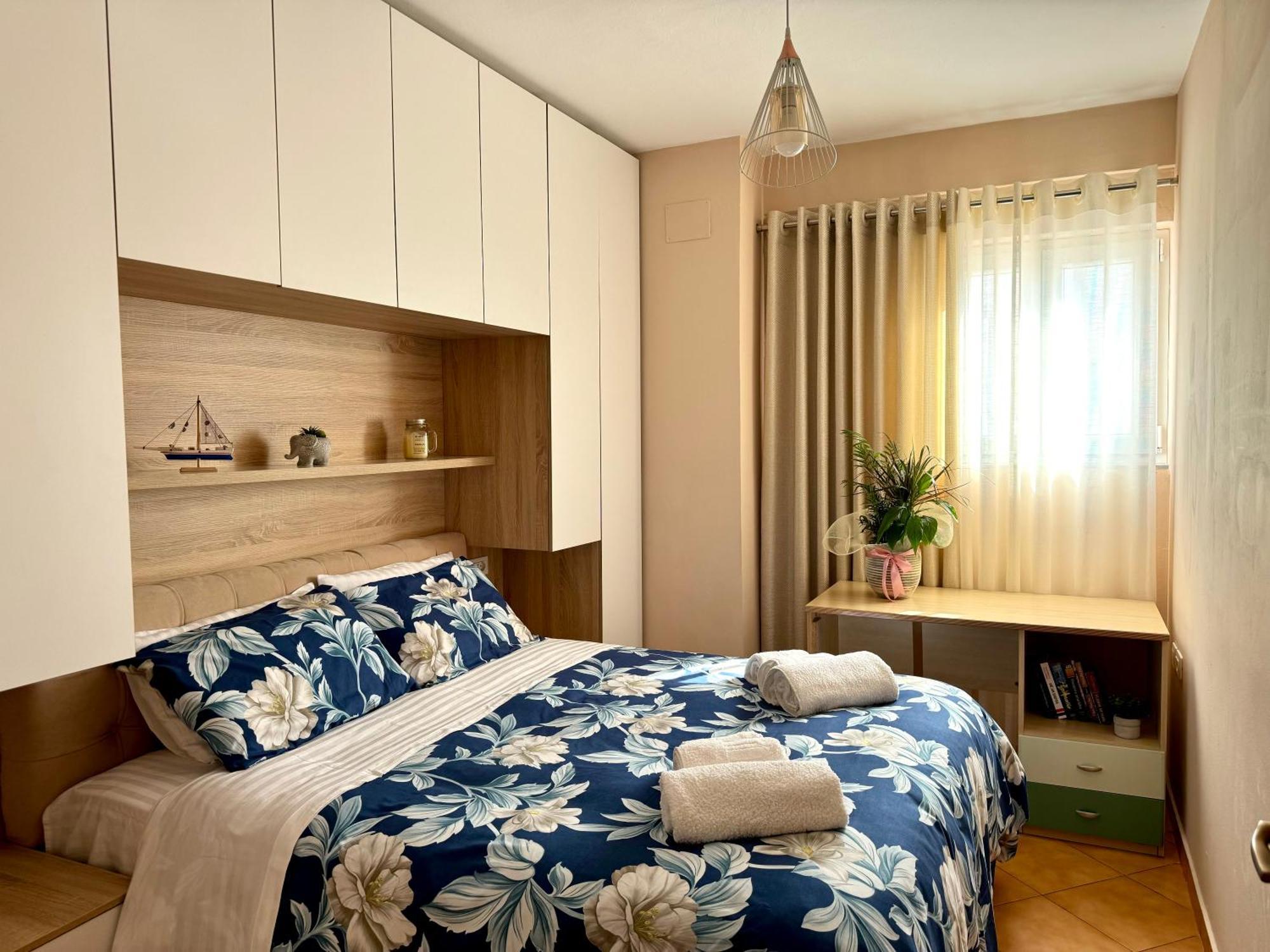 Skyview Oasis Premium Apartment ติรานา ภายนอก รูปภาพ
