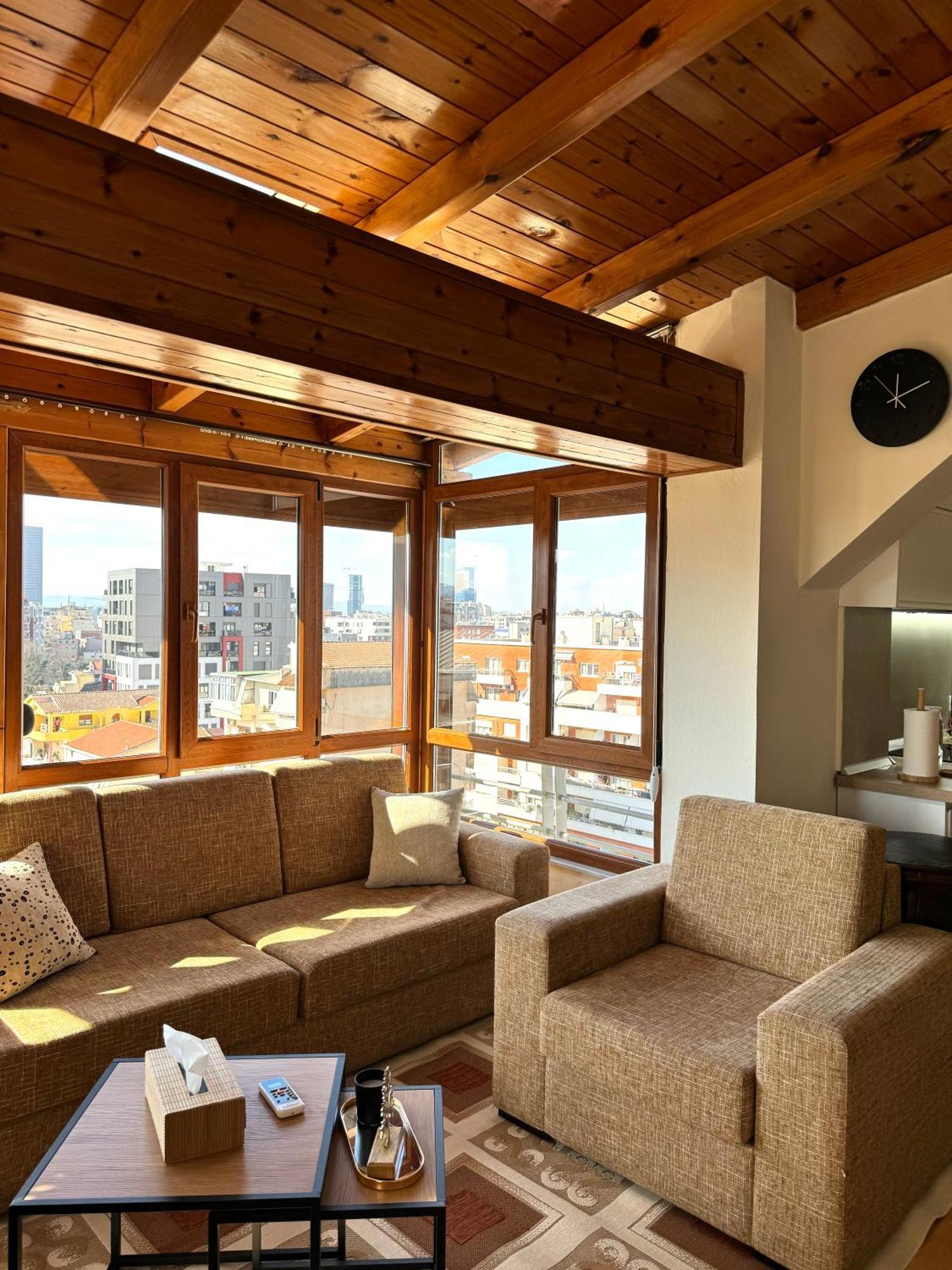 Skyview Oasis Premium Apartment ติรานา ภายนอก รูปภาพ